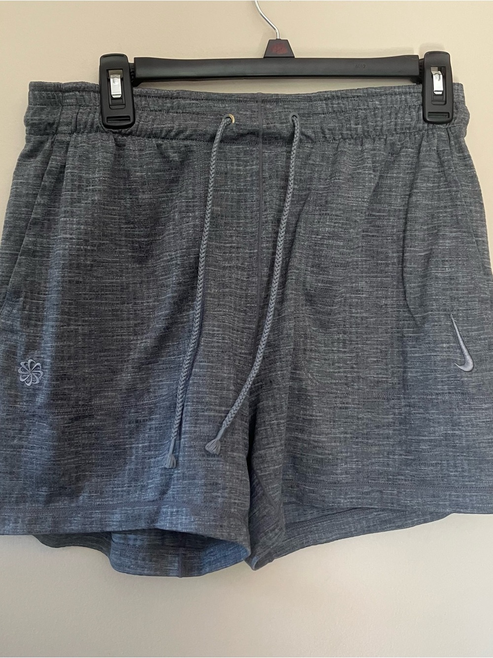 Nike Men’s Heather Dark Gray Athletic Shorts